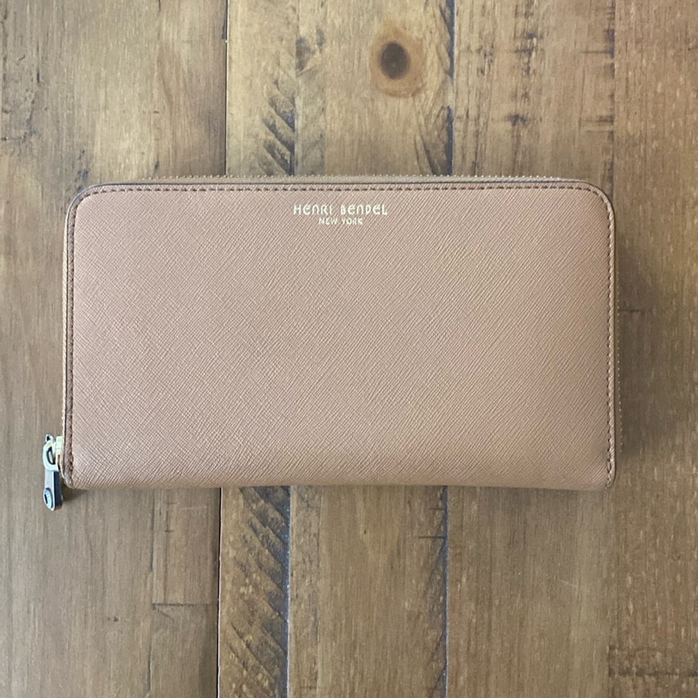 Henri Bendel Tan Wallet